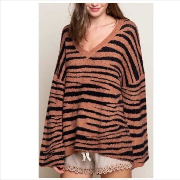 zebra Print V- Neck Sweater with Back Ties - Picture 5 of 9